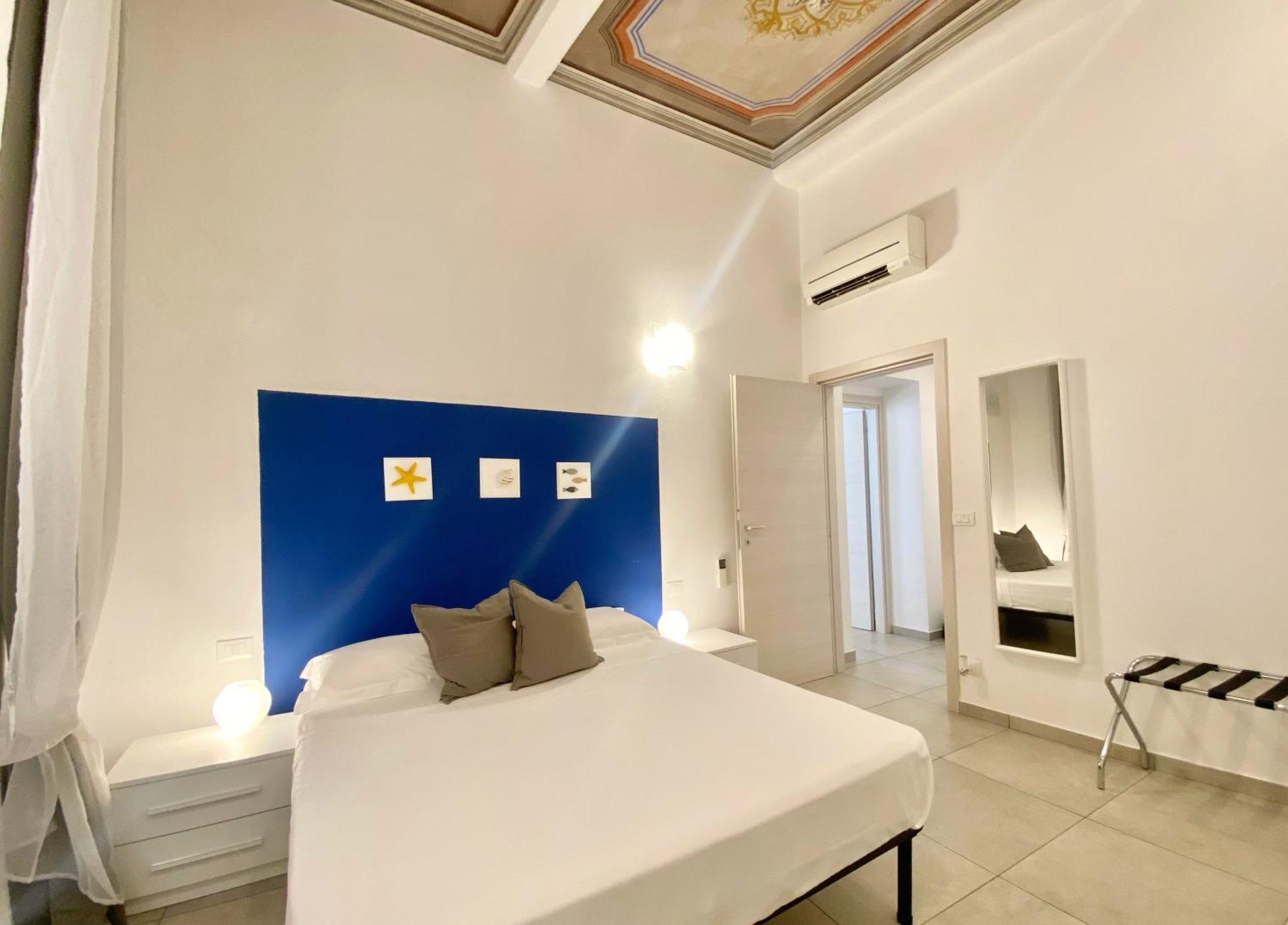 Alla Casa Rosa Al Mare, Central Seafront Stay With Free Private Garage, Air Conditionig, Wi-Fi, Ideal Choice For A Relaxing And Exciting Coastal Escape Rapallo Exterior photo
