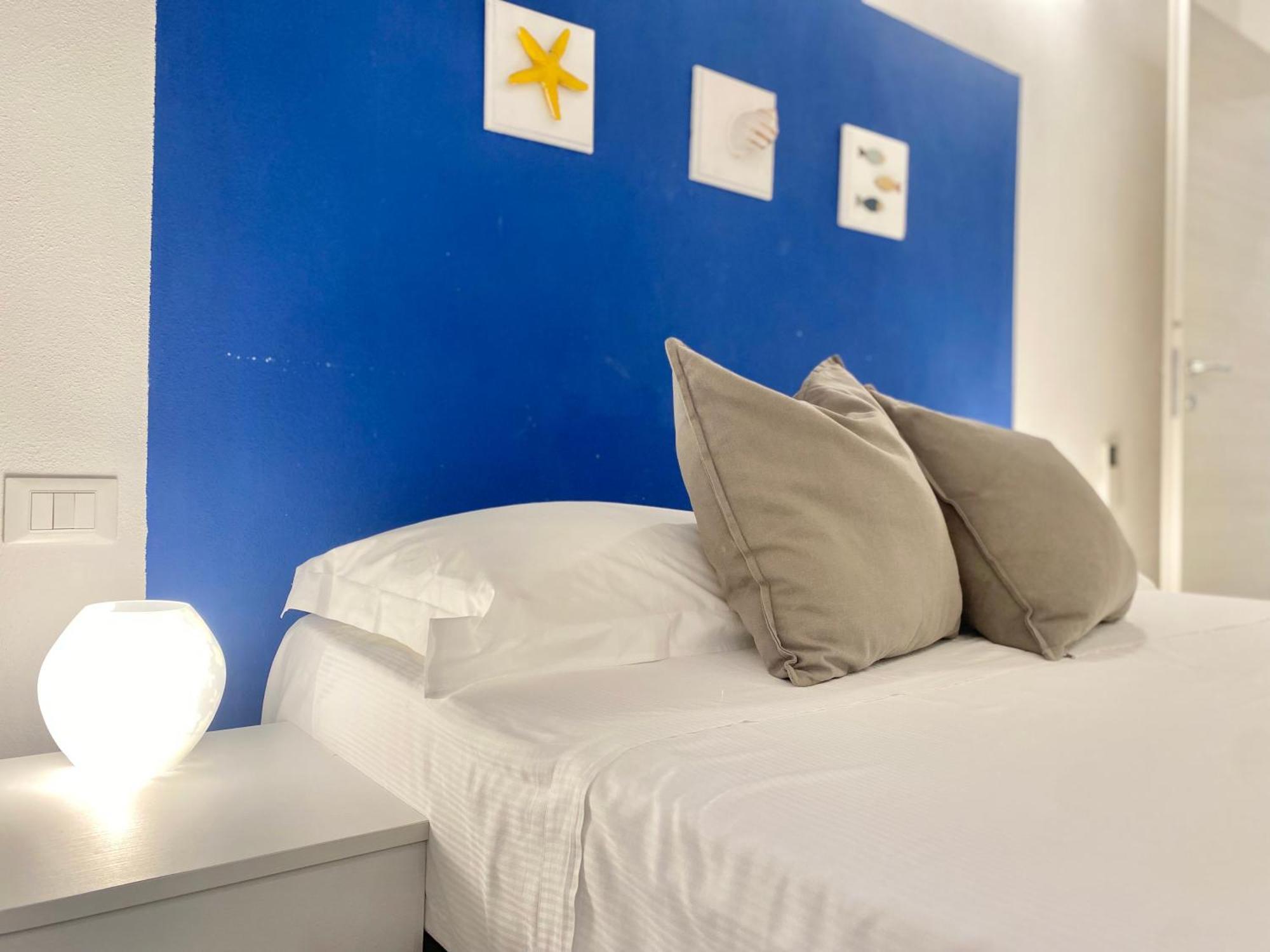 Alla Casa Rosa Al Mare, Central Seafront Stay With Free Private Garage, Air Conditionig, Wi-Fi, Ideal Choice For A Relaxing And Exciting Coastal Escape Rapallo Exterior photo