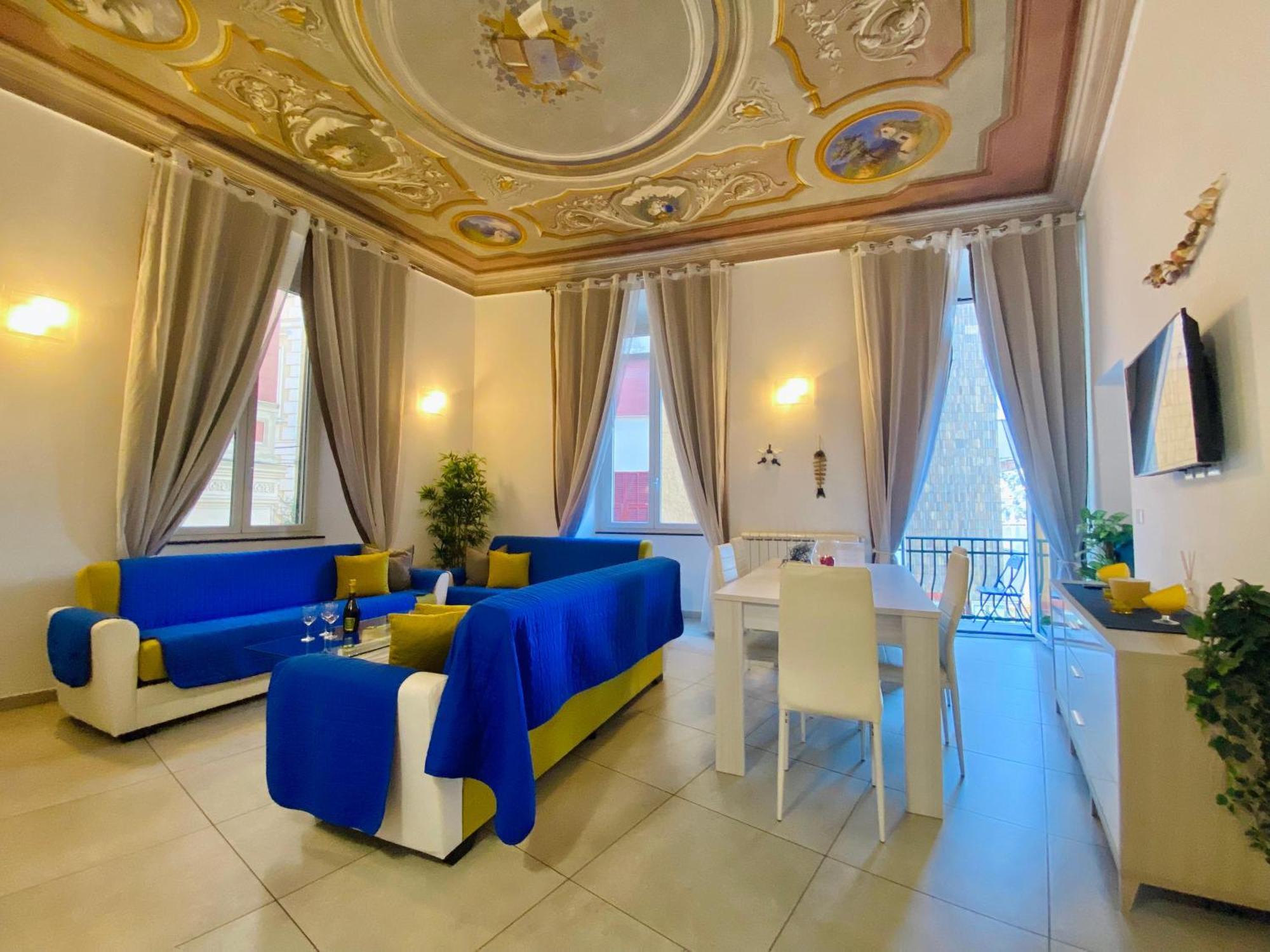 Alla Casa Rosa Al Mare, Central Seafront Stay With Free Private Garage, Air Conditionig, Wi-Fi, Ideal Choice For A Relaxing And Exciting Coastal Escape Rapallo Exterior photo