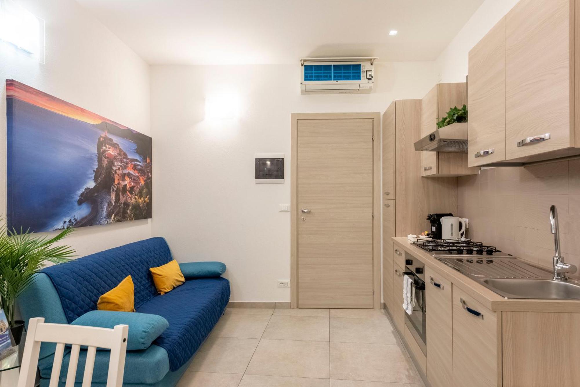 Alla Casa Rosa Al Mare, Central Seafront Stay With Free Private Garage, Air Conditionig, Wi-Fi, Ideal Choice For A Relaxing And Exciting Coastal Escape Rapallo Exterior photo